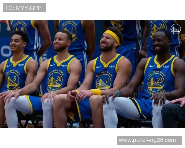 2016年NBA勇士队与黄蜂队精彩对决回顾及赛季表现分析